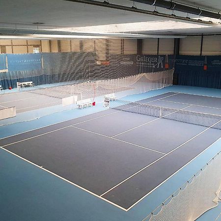 Sport Hotel Кенцинген Экстерьер фото