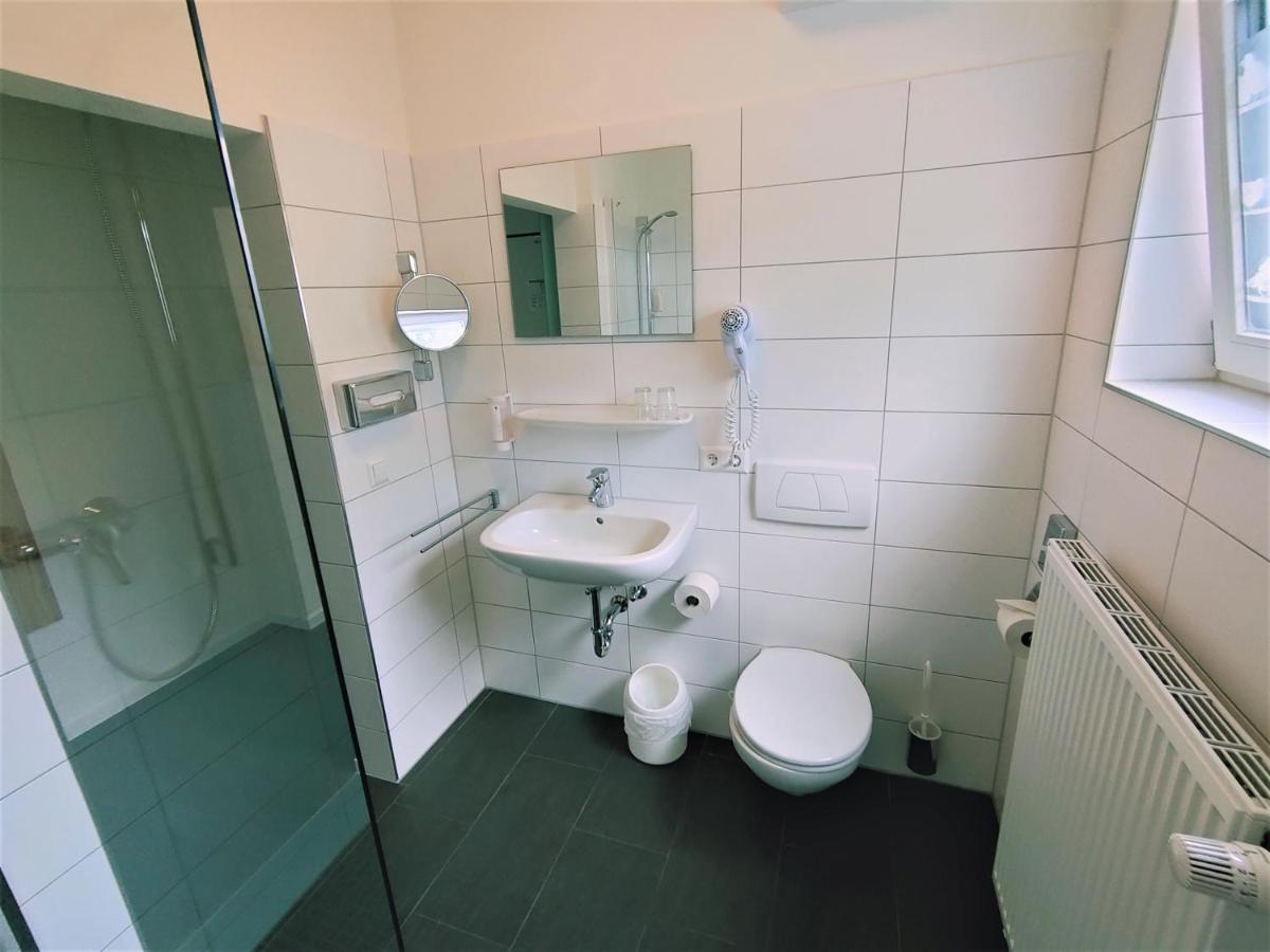 Sport Hotel Кенцинген Экстерьер фото