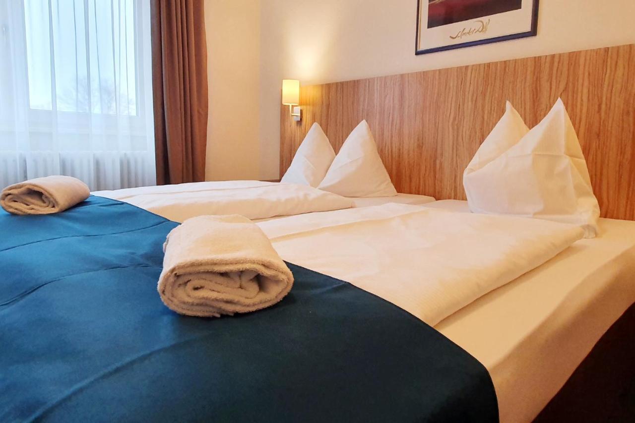 Sport Hotel Кенцинген Экстерьер фото