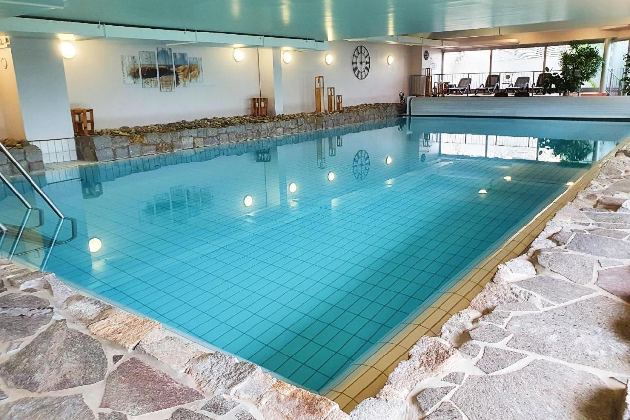 Sport Hotel Кенцинген Экстерьер фото