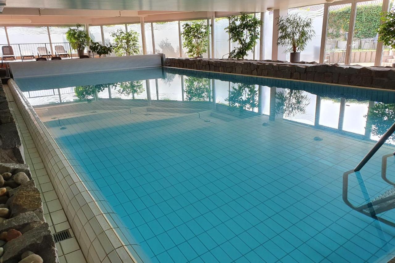 Sport Hotel Кенцинген Экстерьер фото