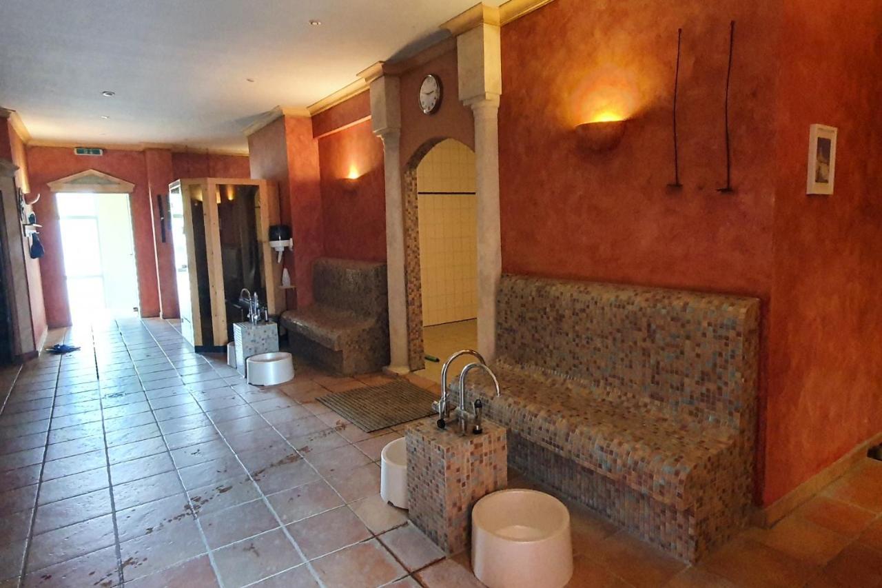 Sport Hotel Кенцинген Экстерьер фото